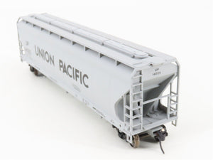 HO Scale Accurail 2005 UP Union Pacific 3-Bay Covered Hopper #14025 - Upgraded