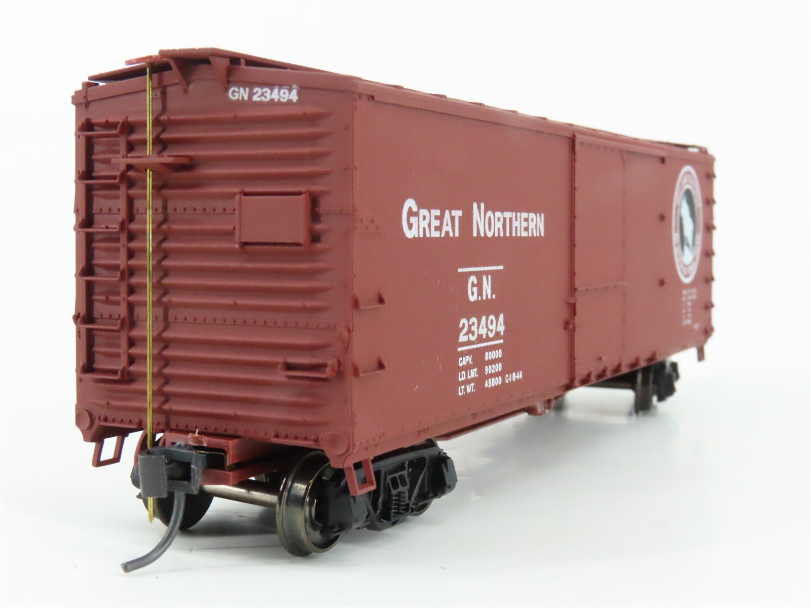 HO Scale Accurail 1595 GN Glacier National Park 40' Box Car #23494 - Upgraded