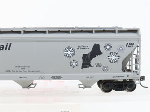HO Scale Accurail NER New England Rail 3-Bay Covered Hopper #55550 - Upgraded