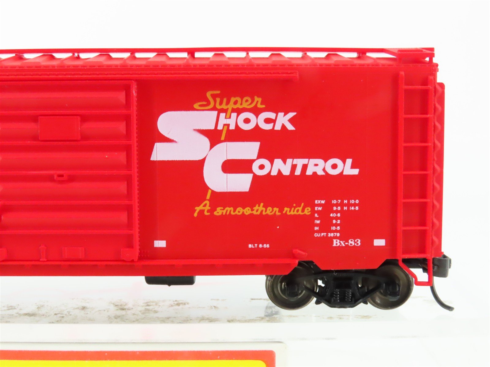 HO Scale Accurail 3401.1 ATSF Santa Fe 40' Steel Box Car #17784 - Upgraded