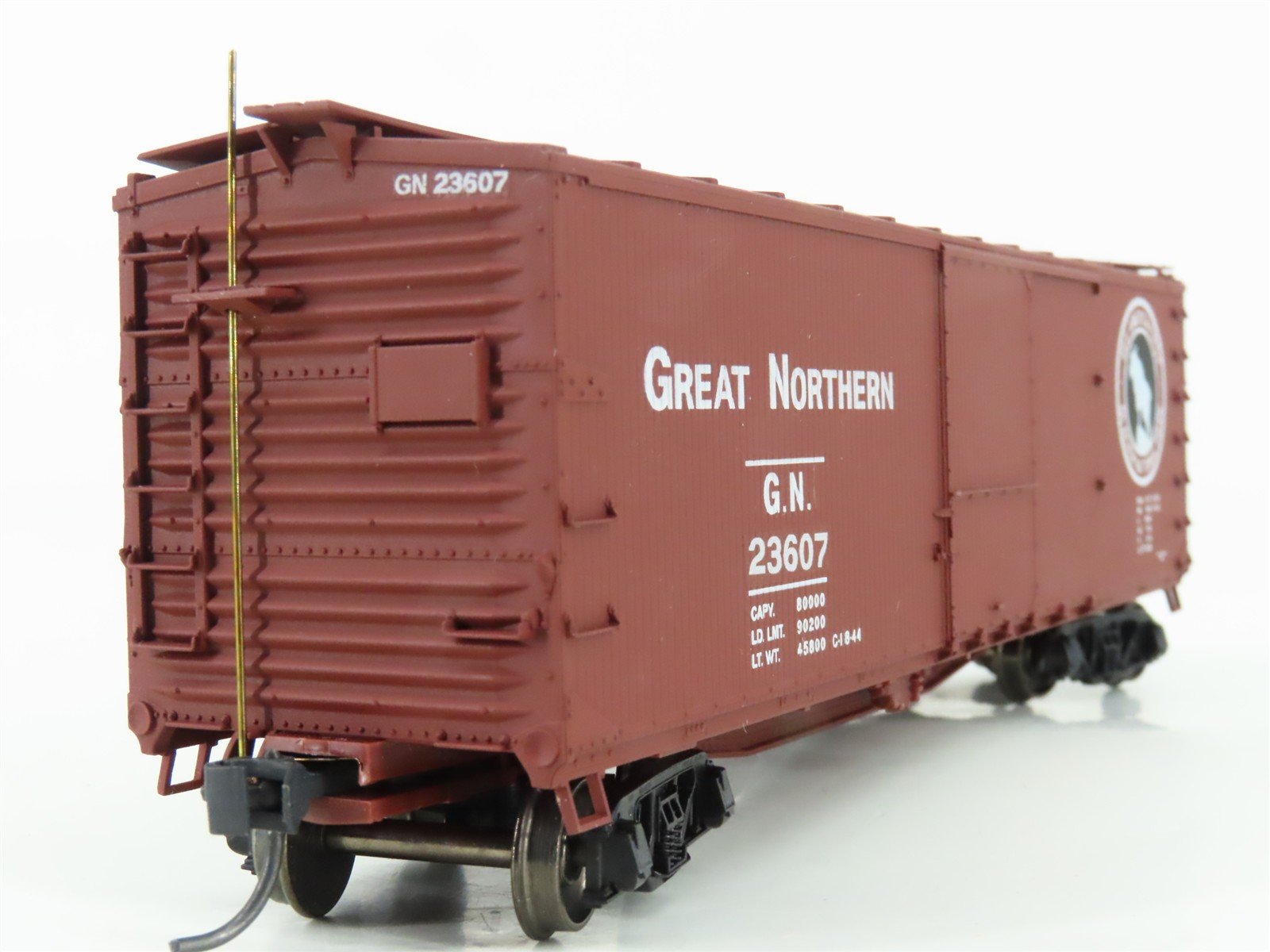 HO Scale Accurail 1505 GN Glacier National Park 40' Box Car #23607 - Upgraded