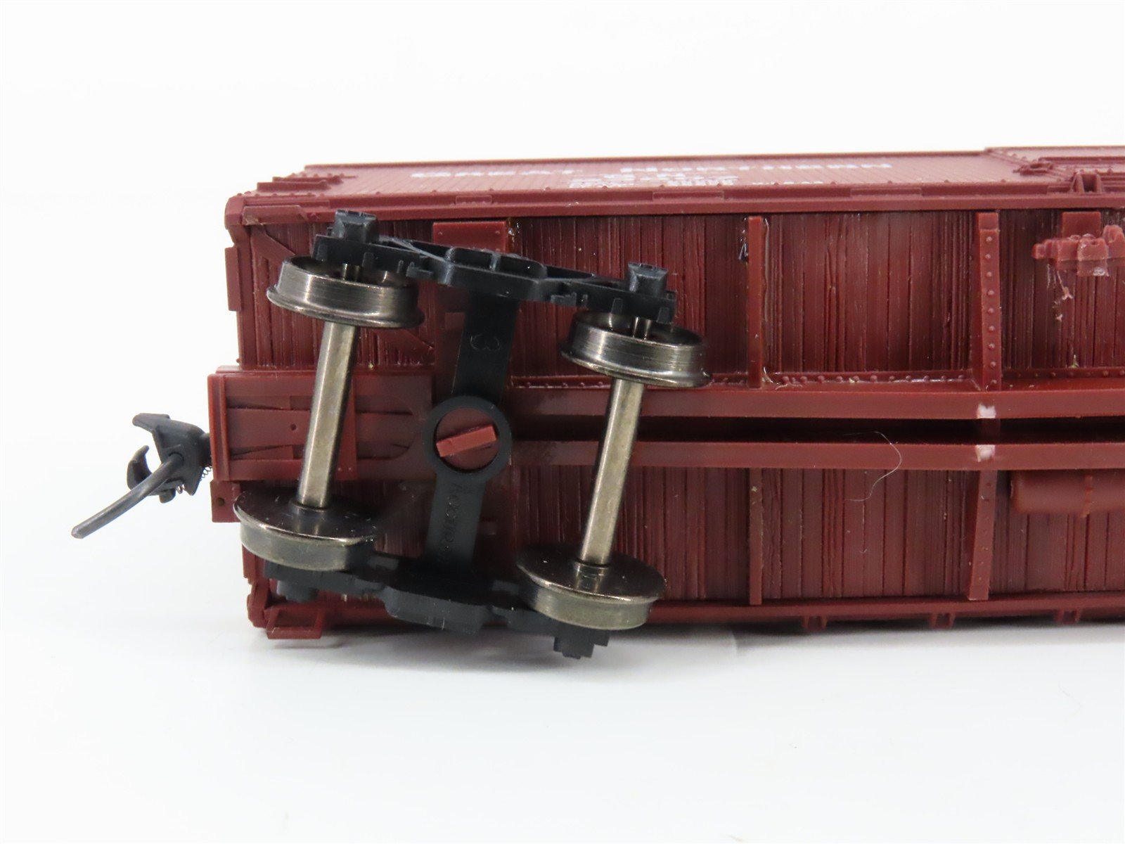 HO Scale Accurail 1505 GN Glacier National Park 40' Box Car #23607 - Upgraded