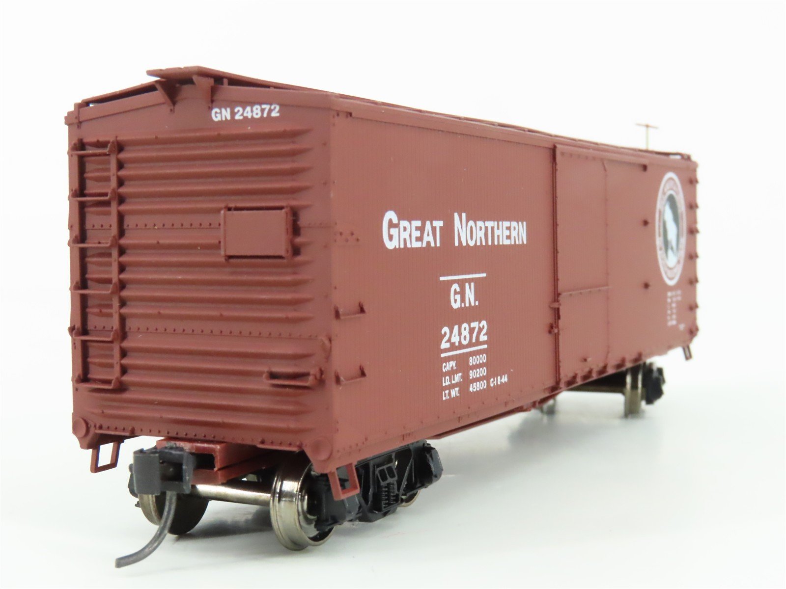 HO Scale Accurail 1595 GN Glacier National Park 40' Box Car #24872 - Upgraded