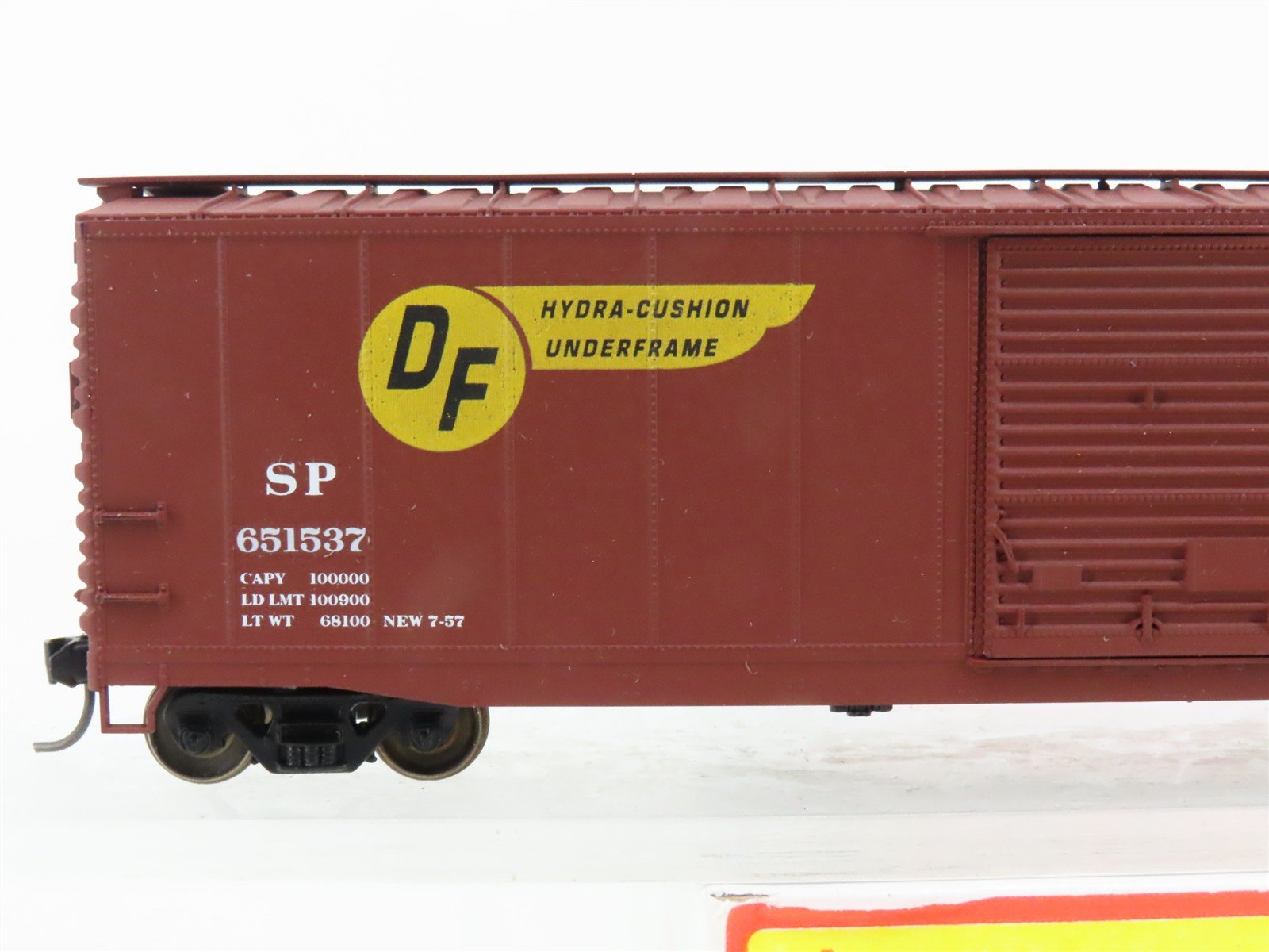 HO Scale Accurail 5012 SP Southern Pacific 50' Steel Box Car #651537 - Upgraded