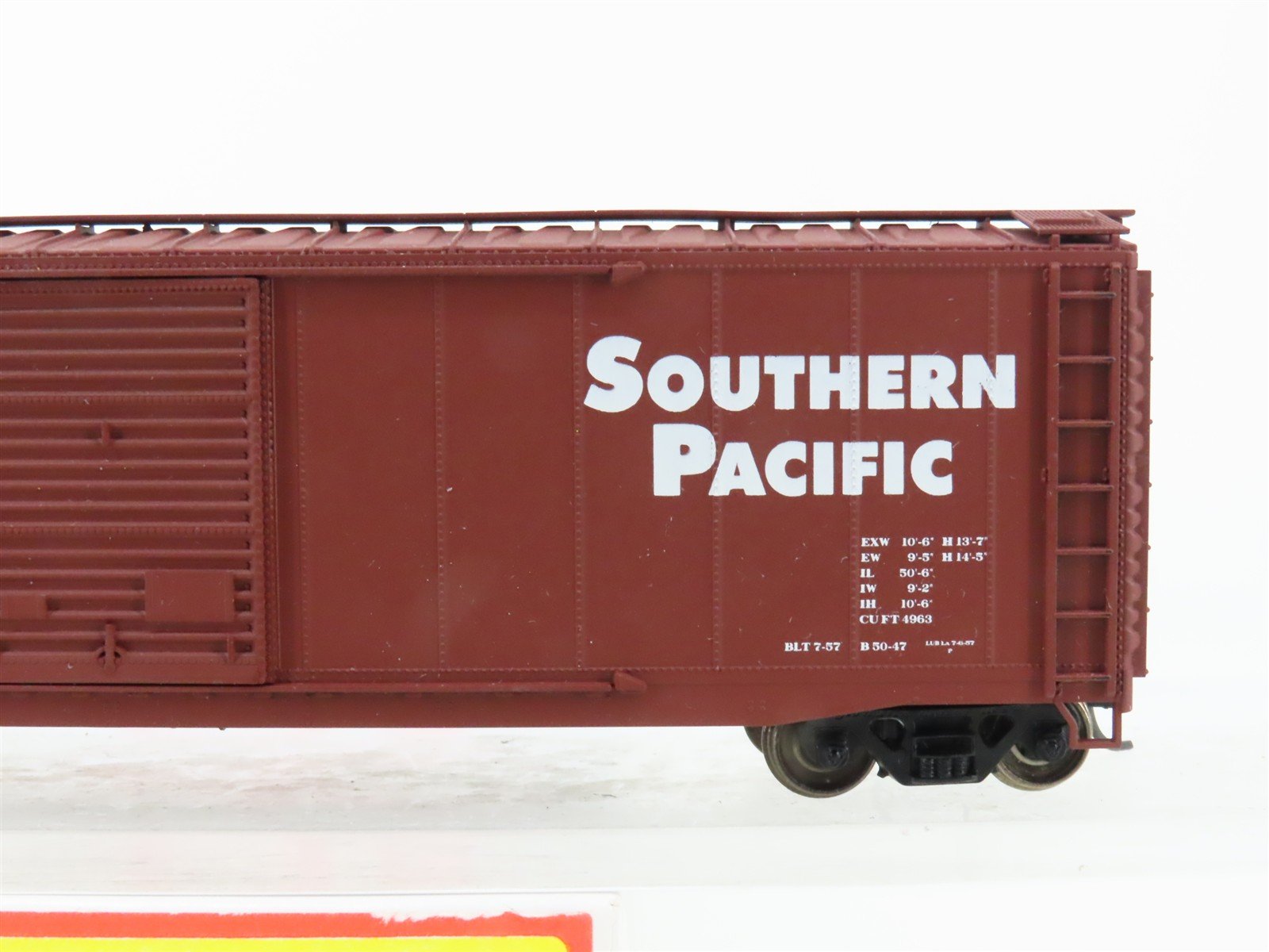 HO Scale Accurail 5012 SP Southern Pacific 50' Steel Box Car #651537 - Upgraded