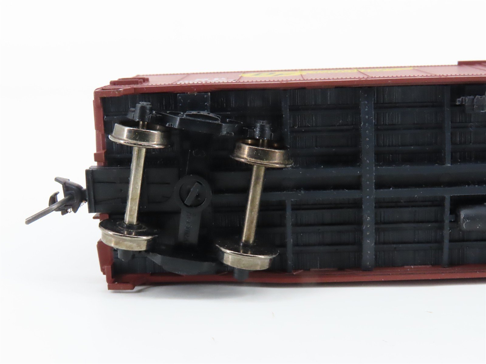 HO Scale Accurail 5012 SP Southern Pacific 50' Steel Box Car #651537 - Upgraded