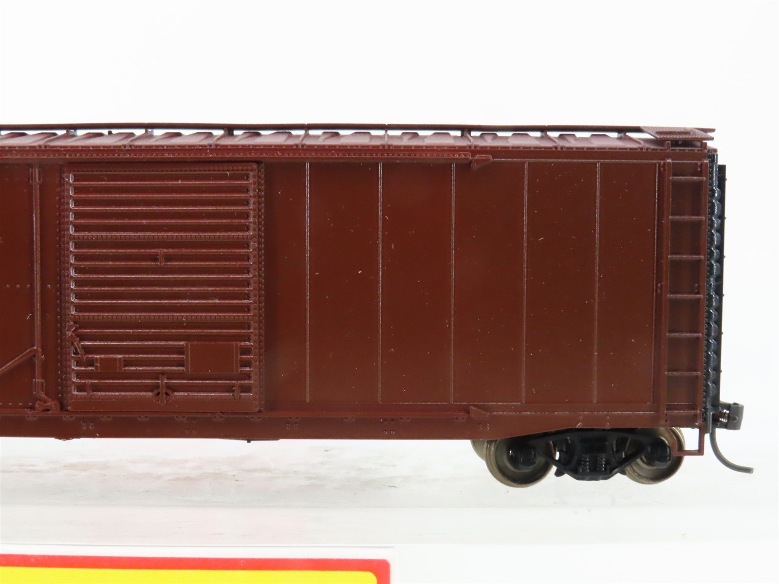 HO Scale Accurail 5300 Undecorated 50' Combination Door Box Car - Upgraded
