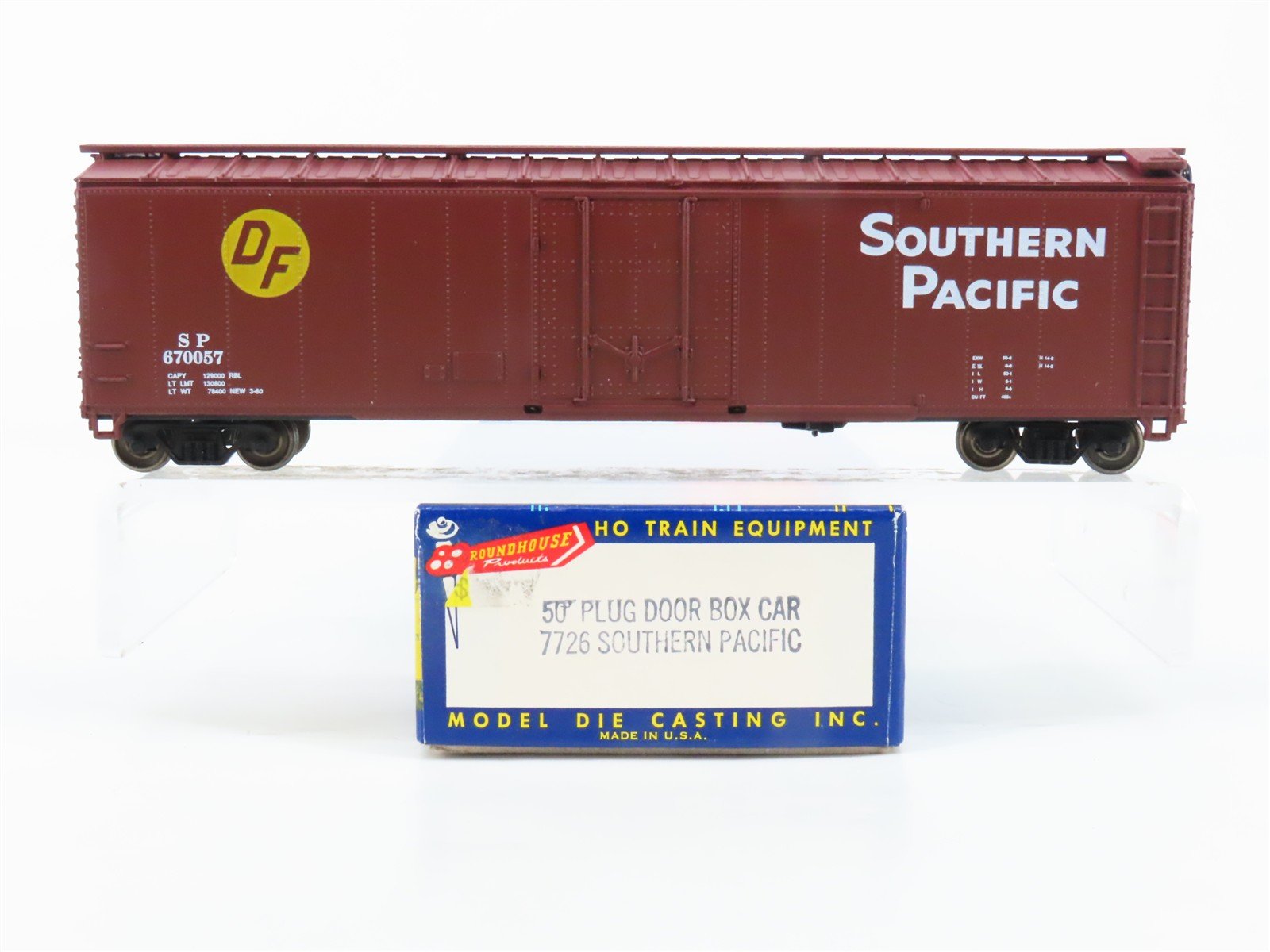 HO Scale Roundhouse 7726 SP Southern Pacific 50' Box Car #670057 - Upgraded