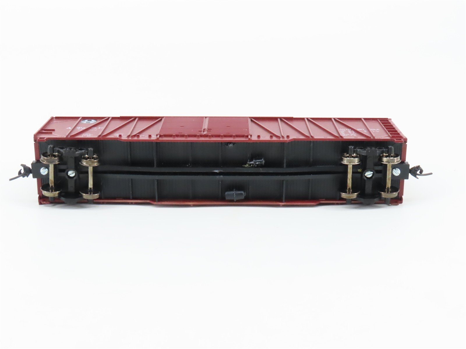 HO Scale Roundhouse 2133 ATSF Santa Fe 50' Automobile Box Car #66201 - Upgraded