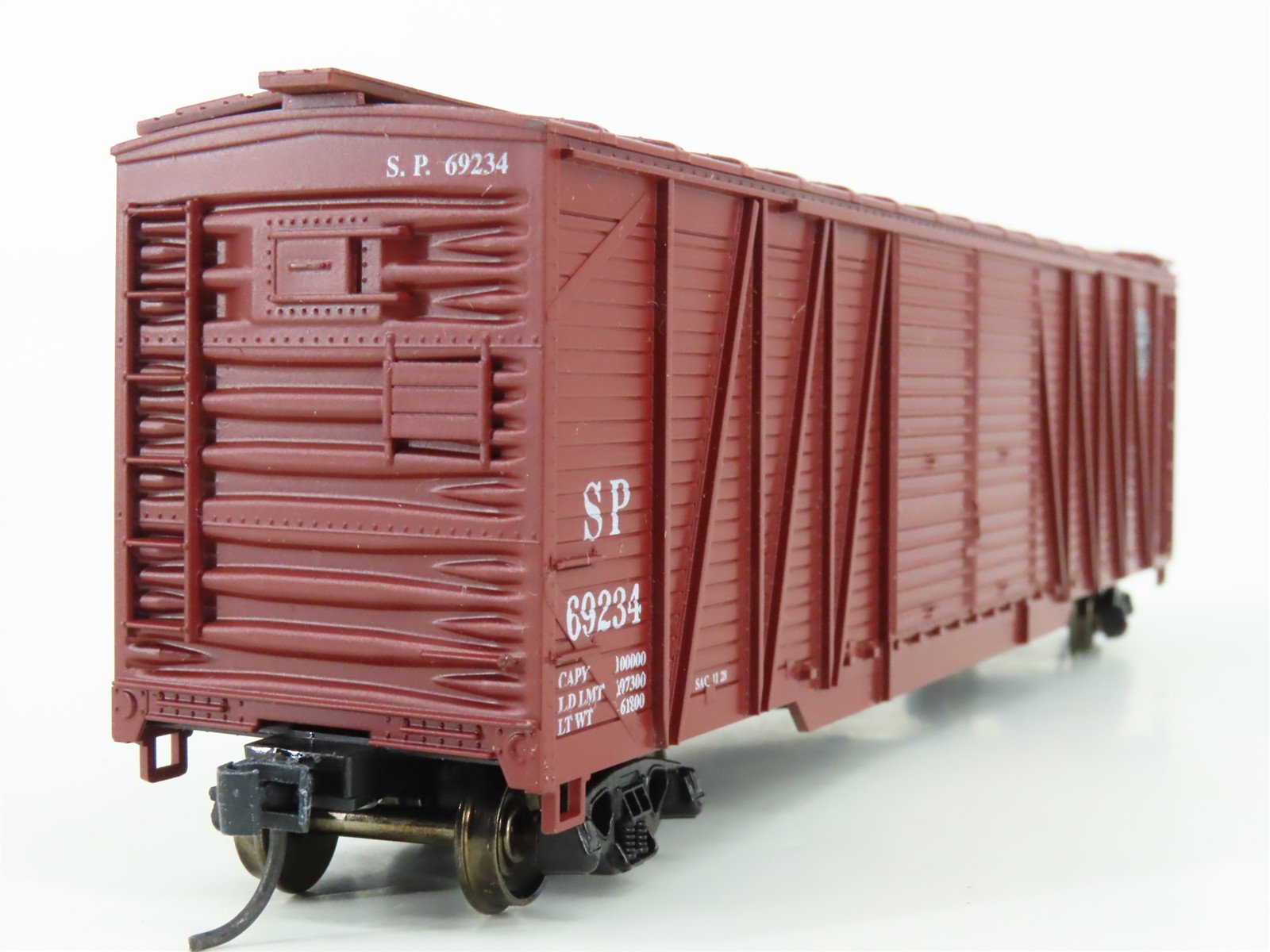 HO Scale Roundhouse 2163 SP Southern Pacific 50' Box Car #69234 - Upgraded
