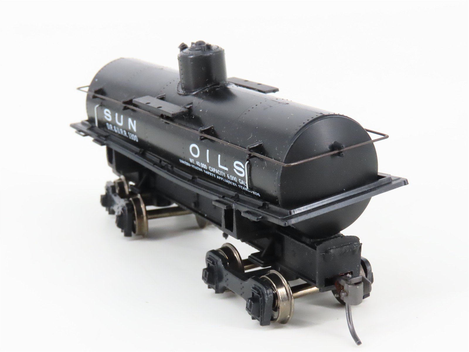 HO Scale Roundhouse 03364 DR&URR Sun Oils Single Dome Tank Car #1100 - Upgraded