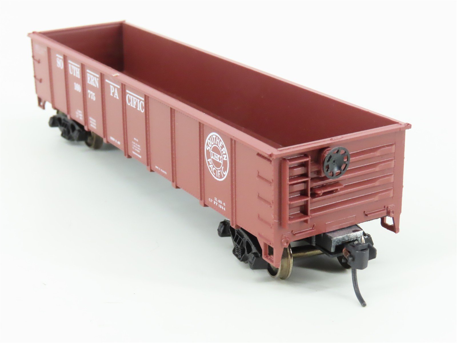 HO Scale Roundhouse 1343 SP Southern Pacific 40' Gondola #160775 - Upgraded