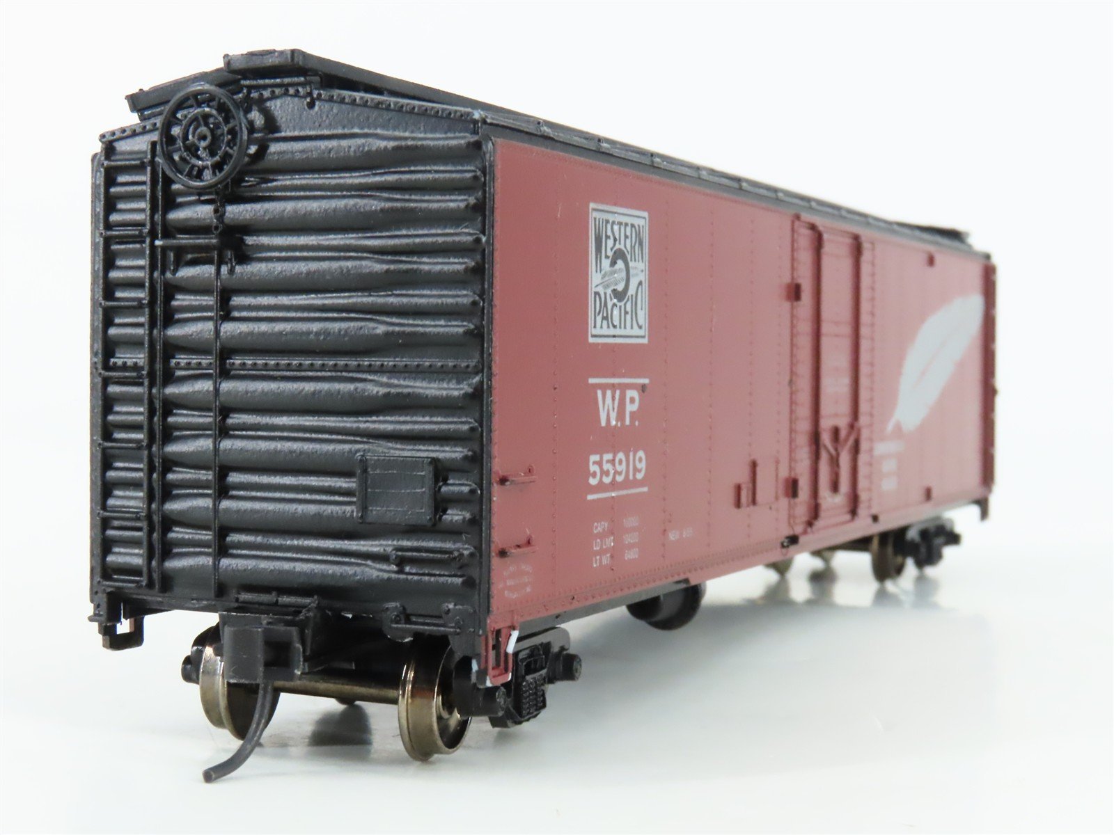 HO Scale Roundhouse 1271 WP Western Pacific Feather 50' Boxcar #55919 - Upgraded