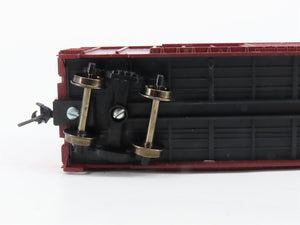 HO Scale Roundhouse 1981 WP Western Pacific Feather 50' Boxcar #38138 - Upgraded