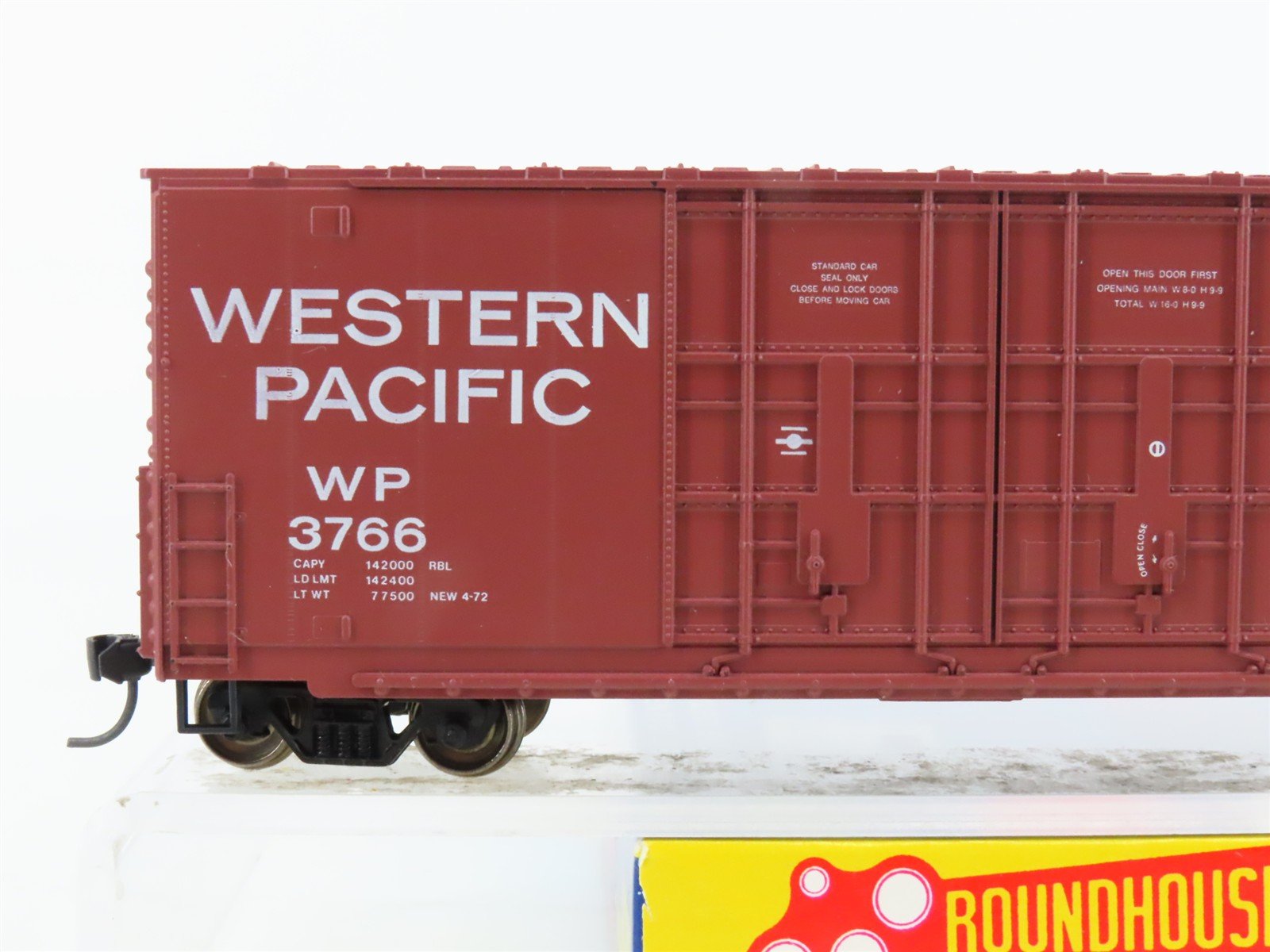 HO Scale Roundhouse 1786 WP Western Pacific 50' Hi-Cube Boxcar #3766 - Upgraded