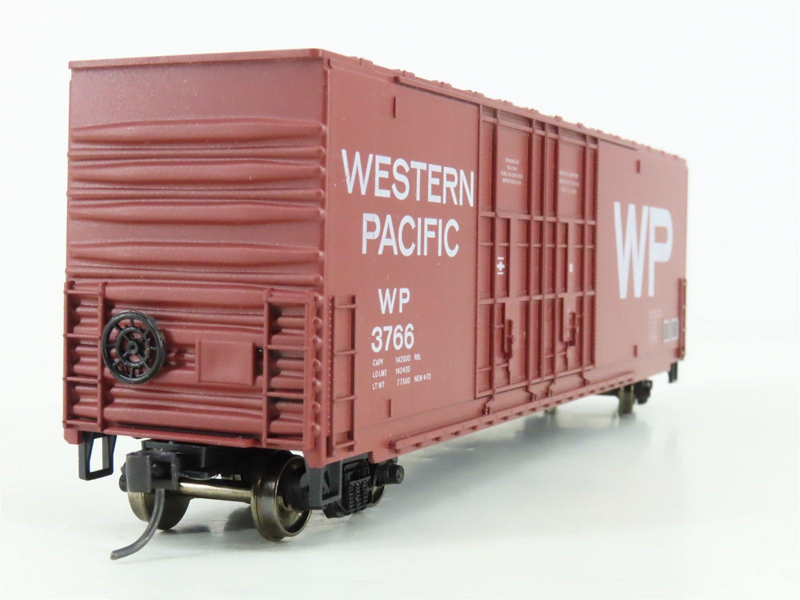 HO Scale Roundhouse 1786 WP Western Pacific 50' Hi-Cube Boxcar #3766 - Upgraded