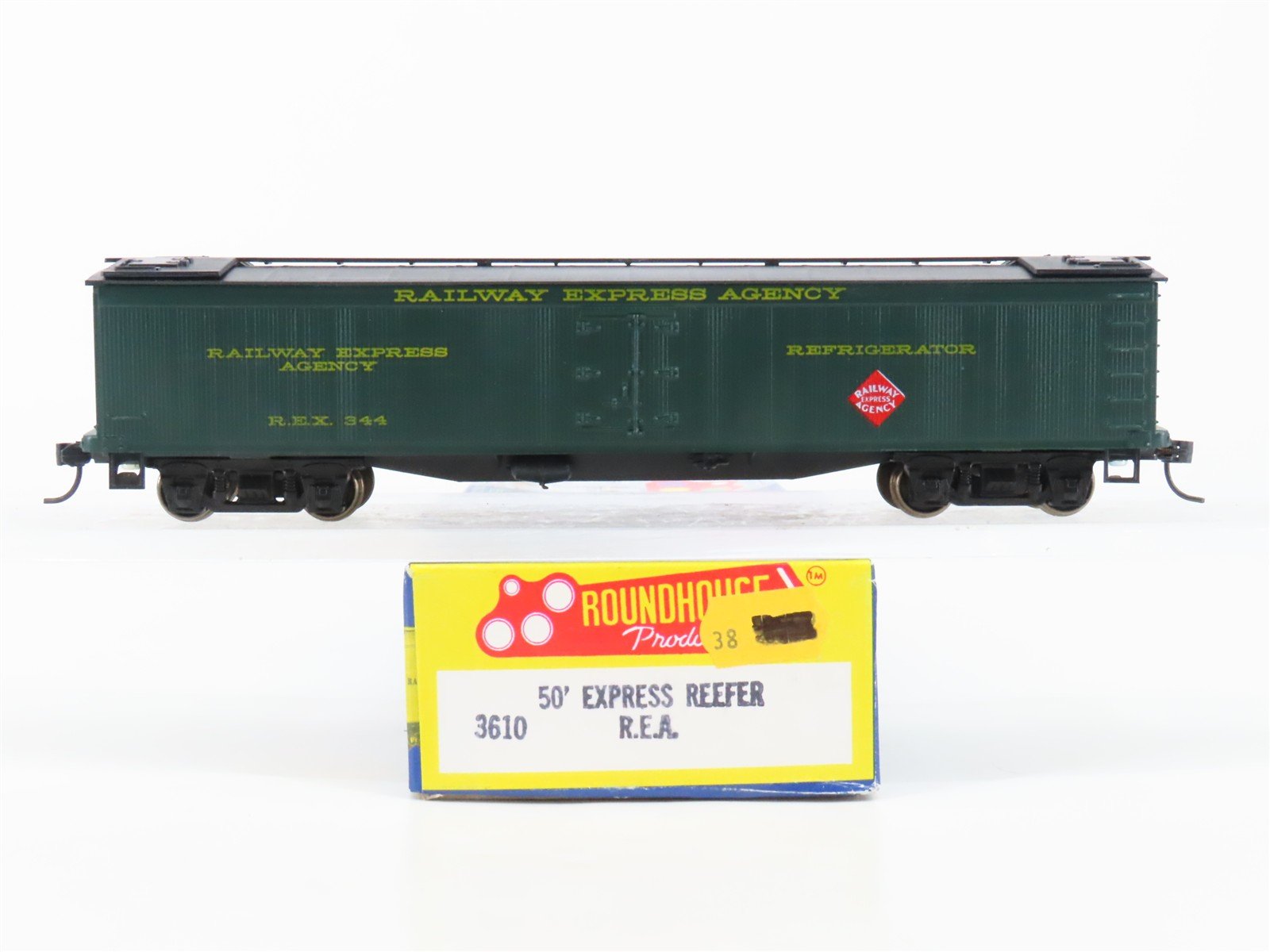 HO Scale Roundhouse 3610 REX Railway Express Agency 50' Reefer #344 - Upgraded