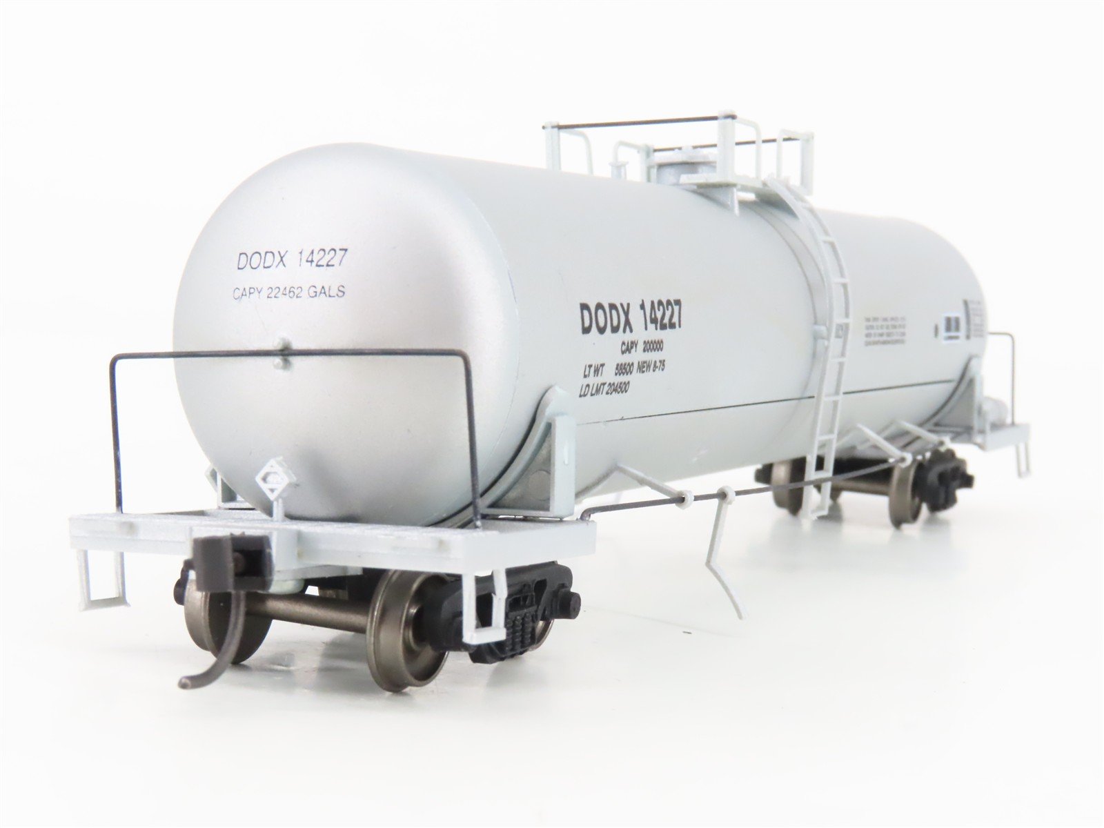HO Scale Roundhouse 7827 DODX 50' Modern Tank Car #14227 - Upgraded