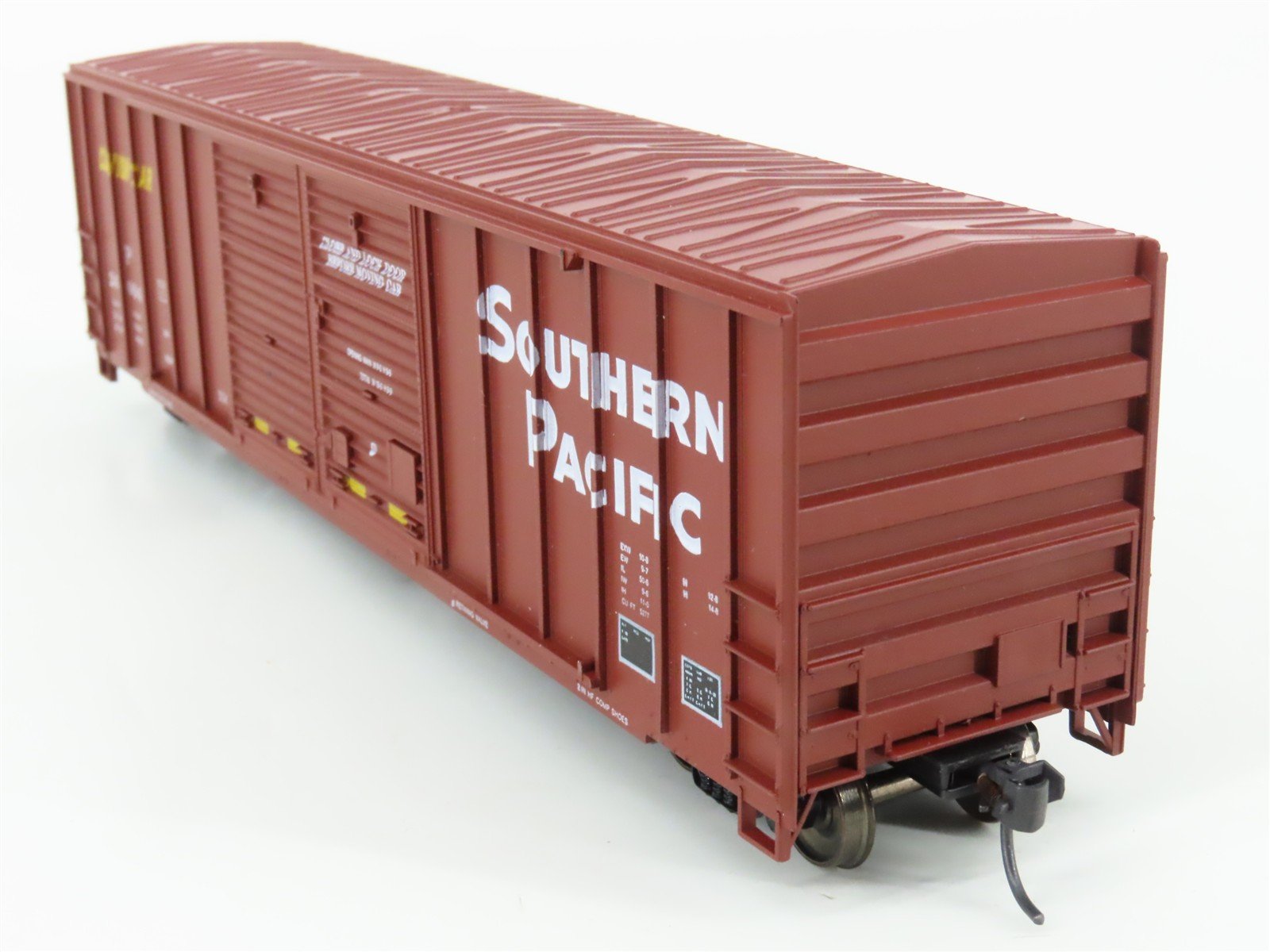 HO Scale Roundhouse J568 SP Southern Pacific 50' Box Car #246004 - Upgraded