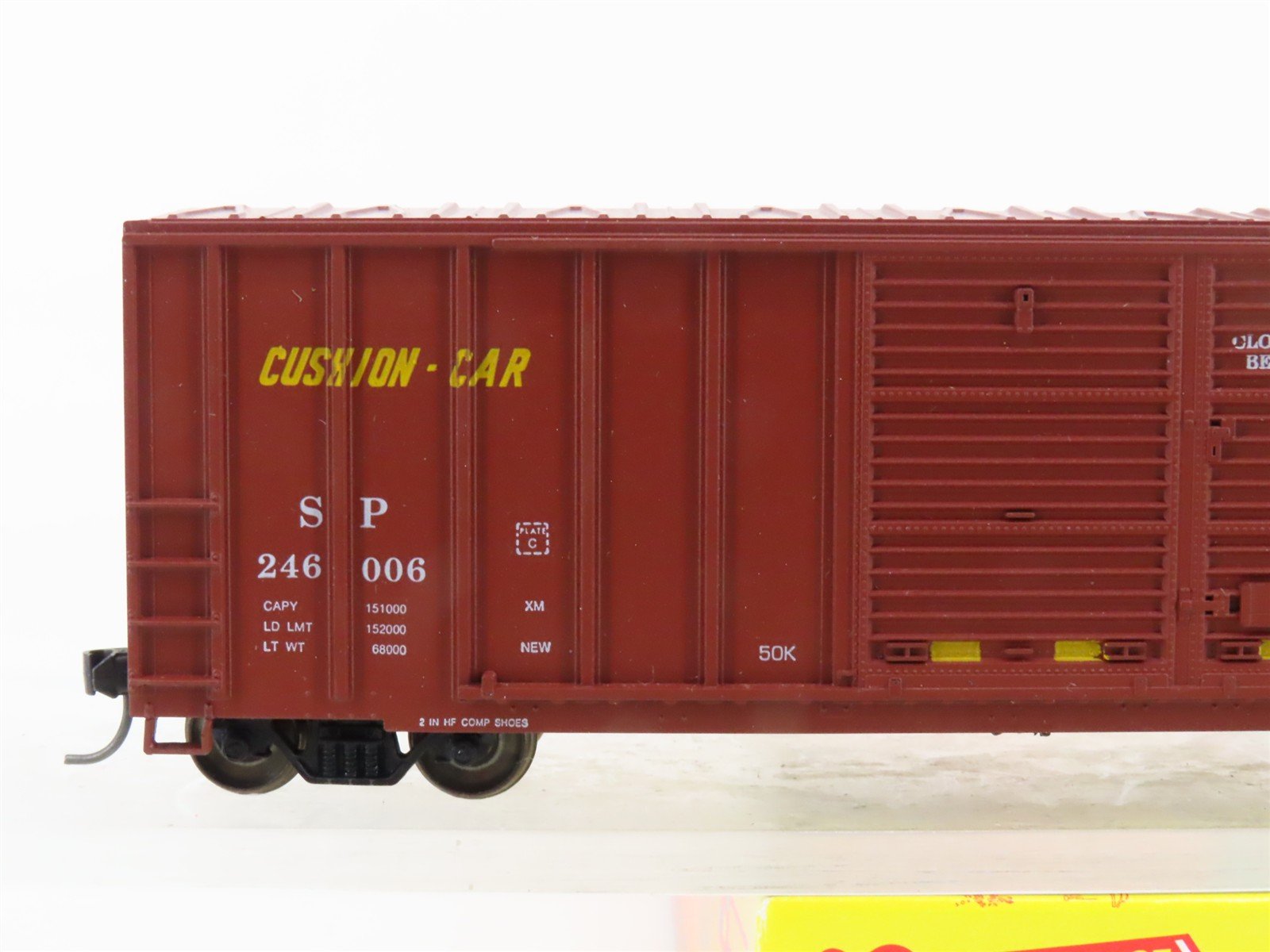 HO Scale Roundhouse J568 SP Southern Pacific 50' Box Car #246006 - Upgraded