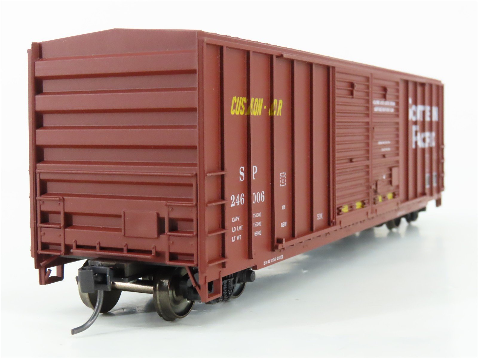 HO Scale Roundhouse J568 SP Southern Pacific 50' Box Car #246006 - Upgraded