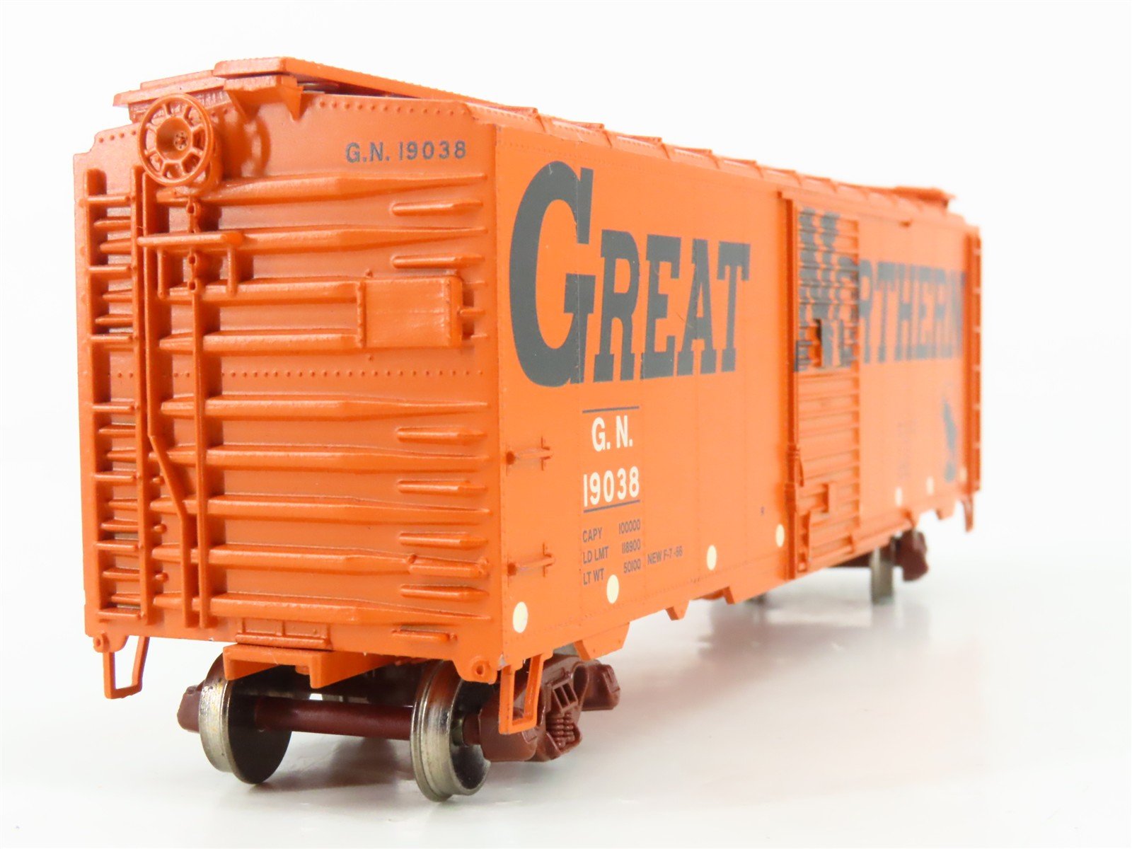 HO Scale Roundhouse DL1-1:98 GN Great Northern 40' Box Car #19038 - Upgraded