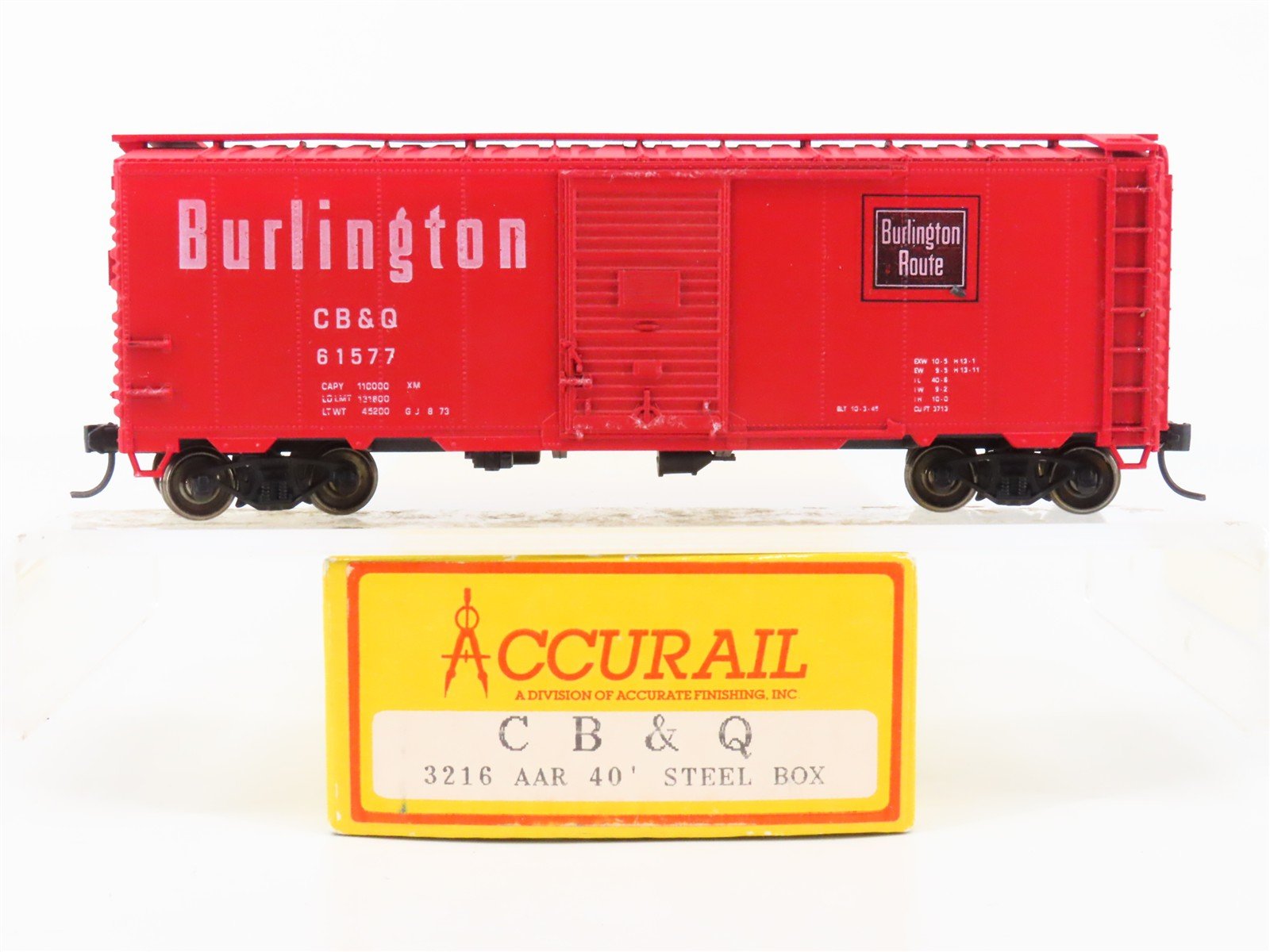 HO Scale Accurail 3216 CB&Q Burlington Route 40' Box Car #61577 - Upgraded