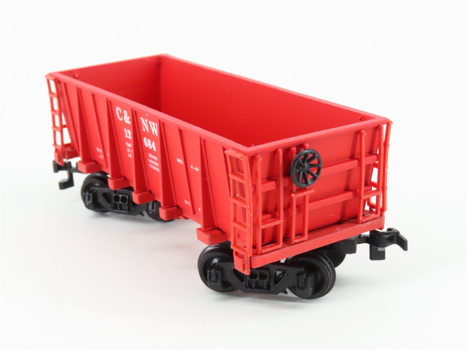 HO Scale Bachmann 77500 C&NW Chicago & North Western Railroad Ore Car #121684