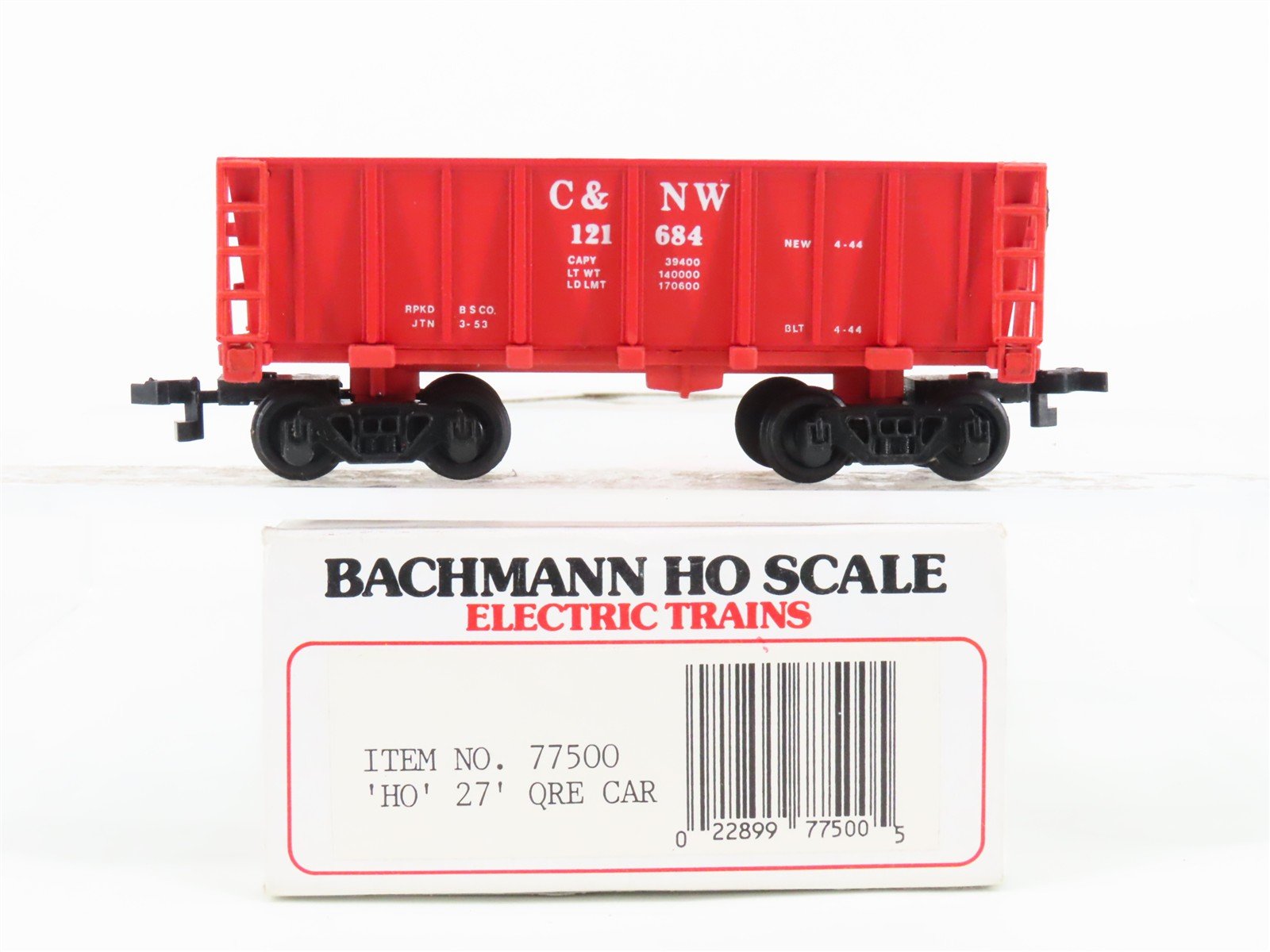 HO Scale Bachmann 77500 C&NW Chicago & North Western Railroad Ore Car #121684