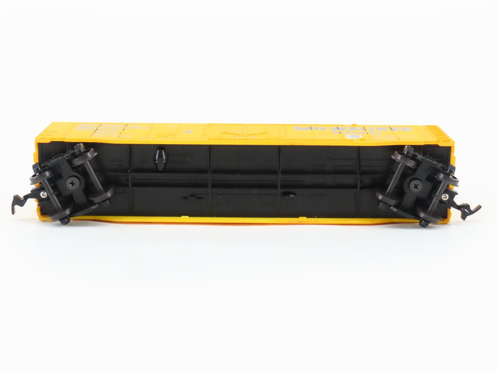 HO Scale Bachmann MILW Milwaukee Road Single Plug Door Box Car #56500