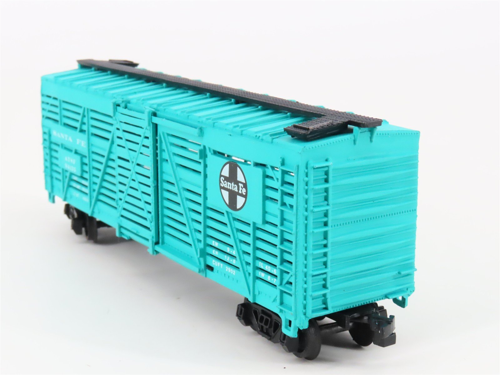 HO Scale Bachmann ATSF Santa Fe Railroad Stock Car #94135