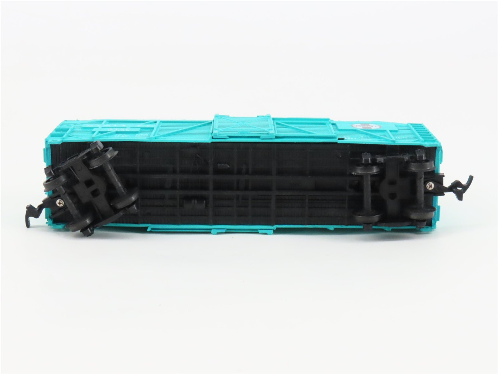 HO Scale Bachmann ATSF Santa Fe Railroad Stock Car #94135