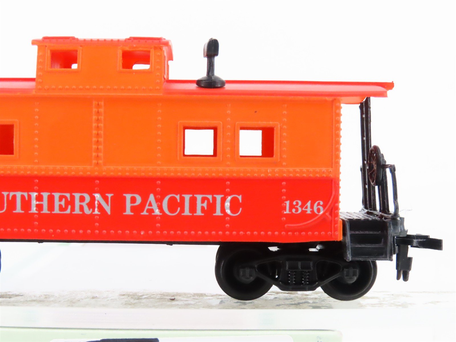 HO Bev-Bel 4678 SP Southern Pacific Railroad 32' Steel Cupola Caboose #1346