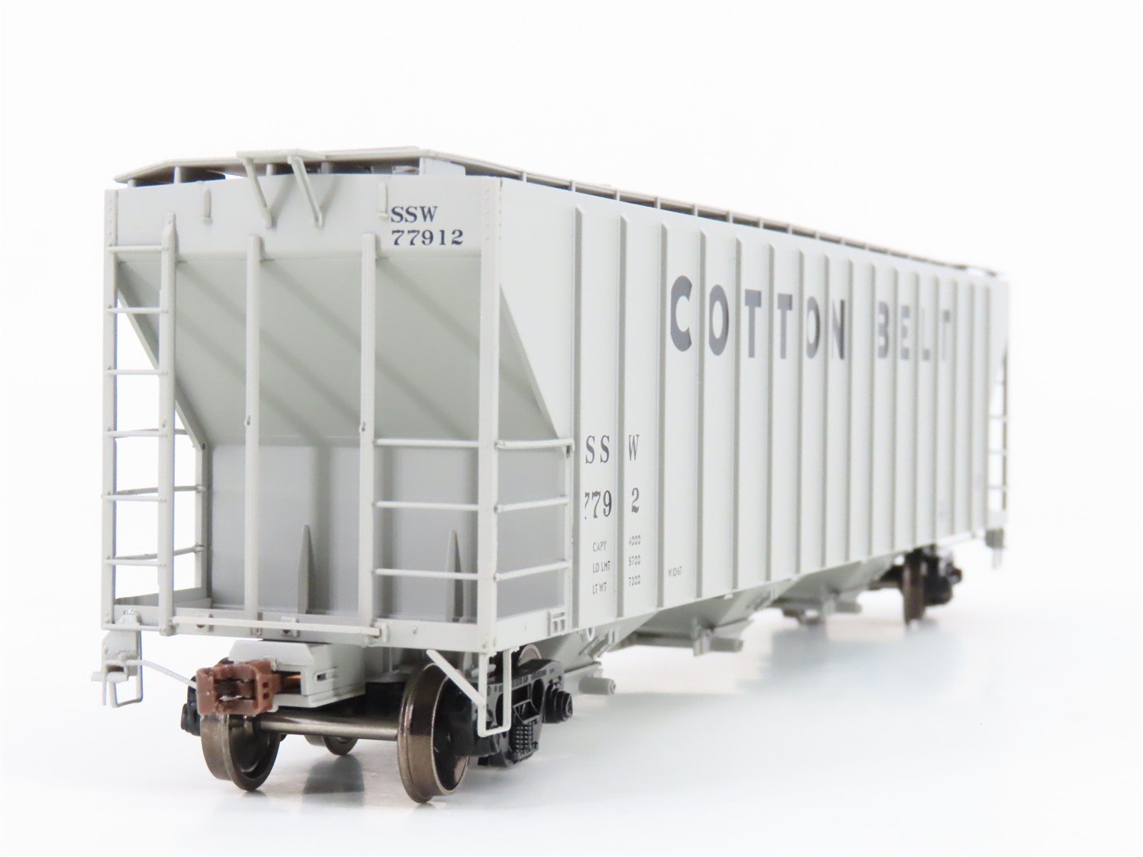 HO Scale Scaletrains Operator SXT10531 SSW Cotton Belt 3-Bay Hopper #77912