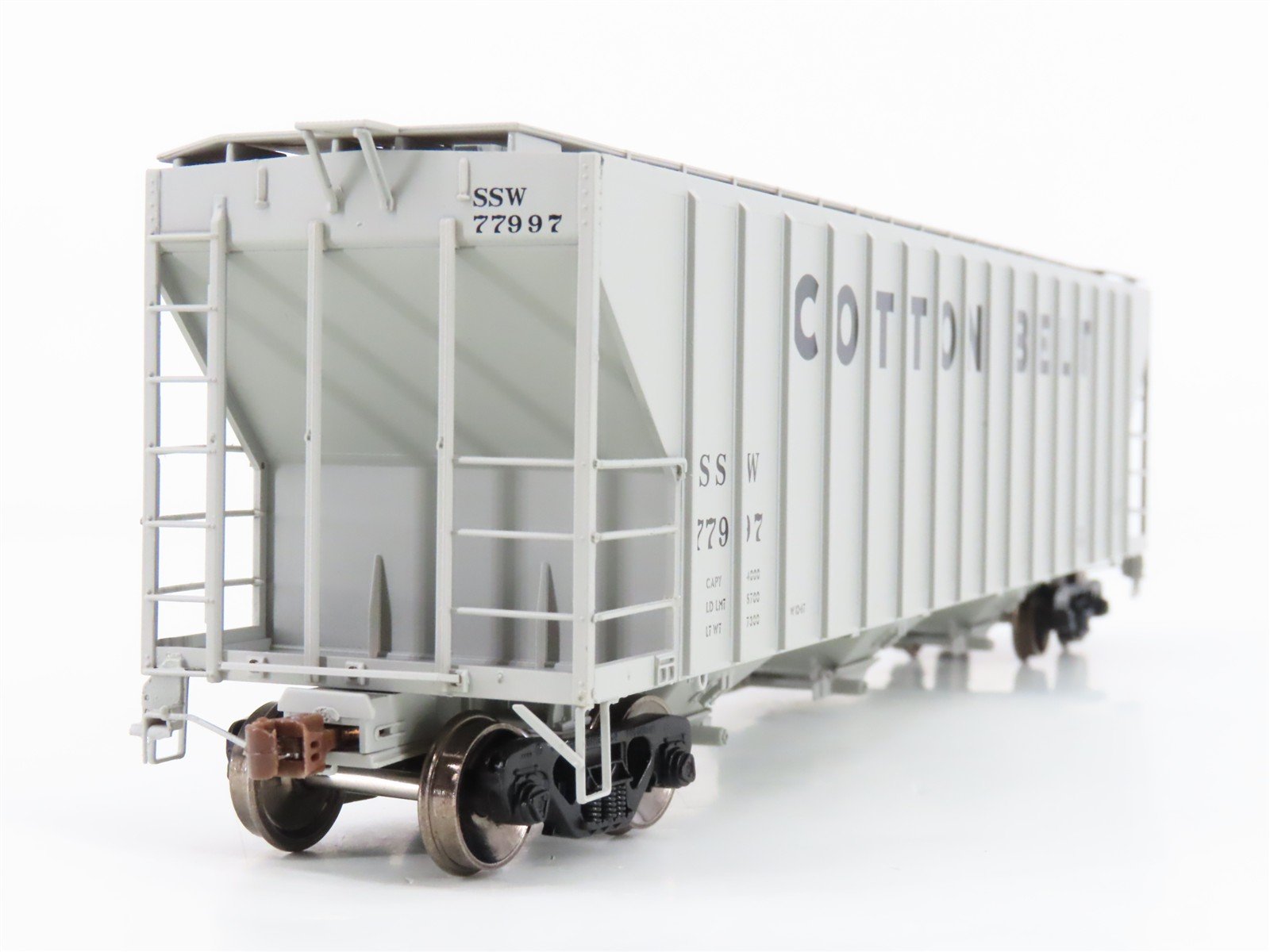 HO Scaletrains Operator SXT10534 SSW Cotton Belt 3-Bay Covered Hopper #77997