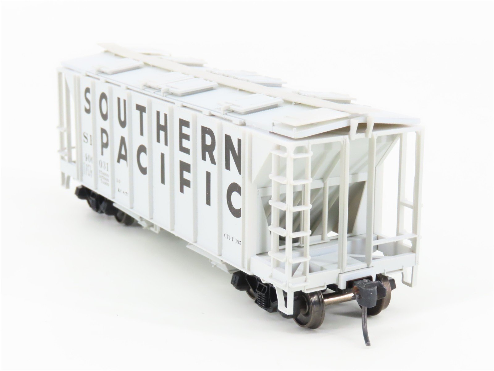HO Scale Bowser 56136 SP Southern Pacific 2-Bay Covered Hopper #400031 -Upgraded