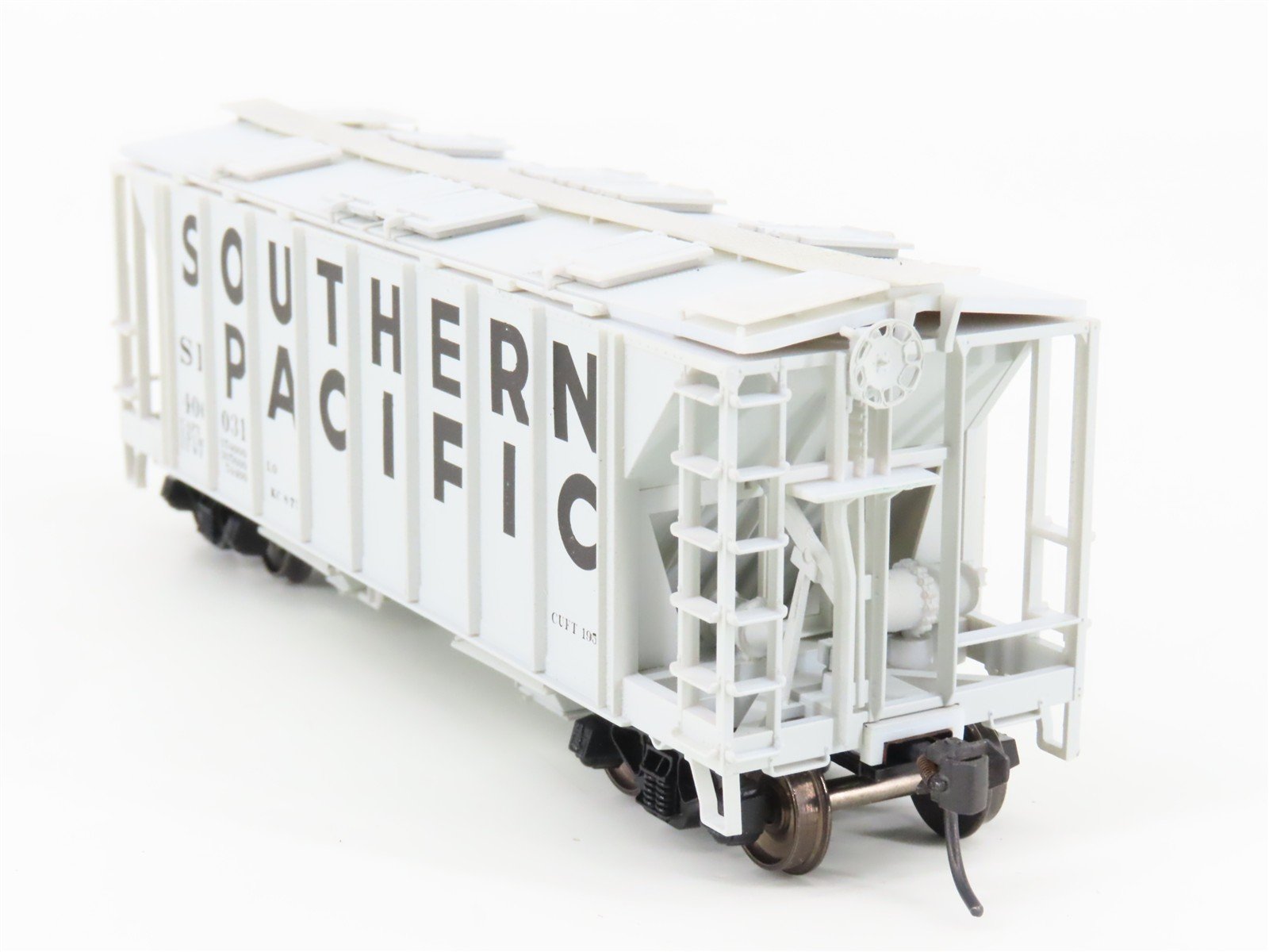 HO Scale Bowser 56136 SP Southern Pacific 2-Bay Covered Hopper #400031 -Upgraded