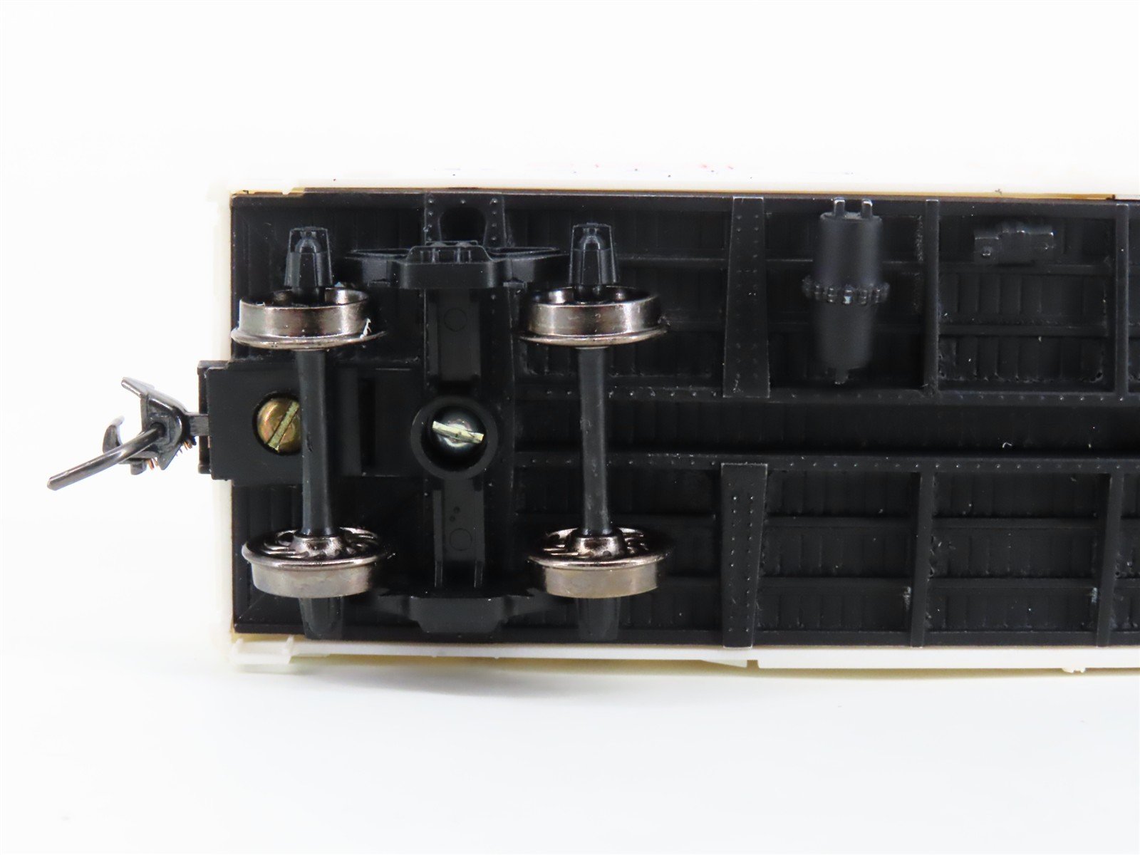 HO Scale Bowser English's 3-1015 D&RGW Cookie Box 40' Box Car #60010 - Upgraded