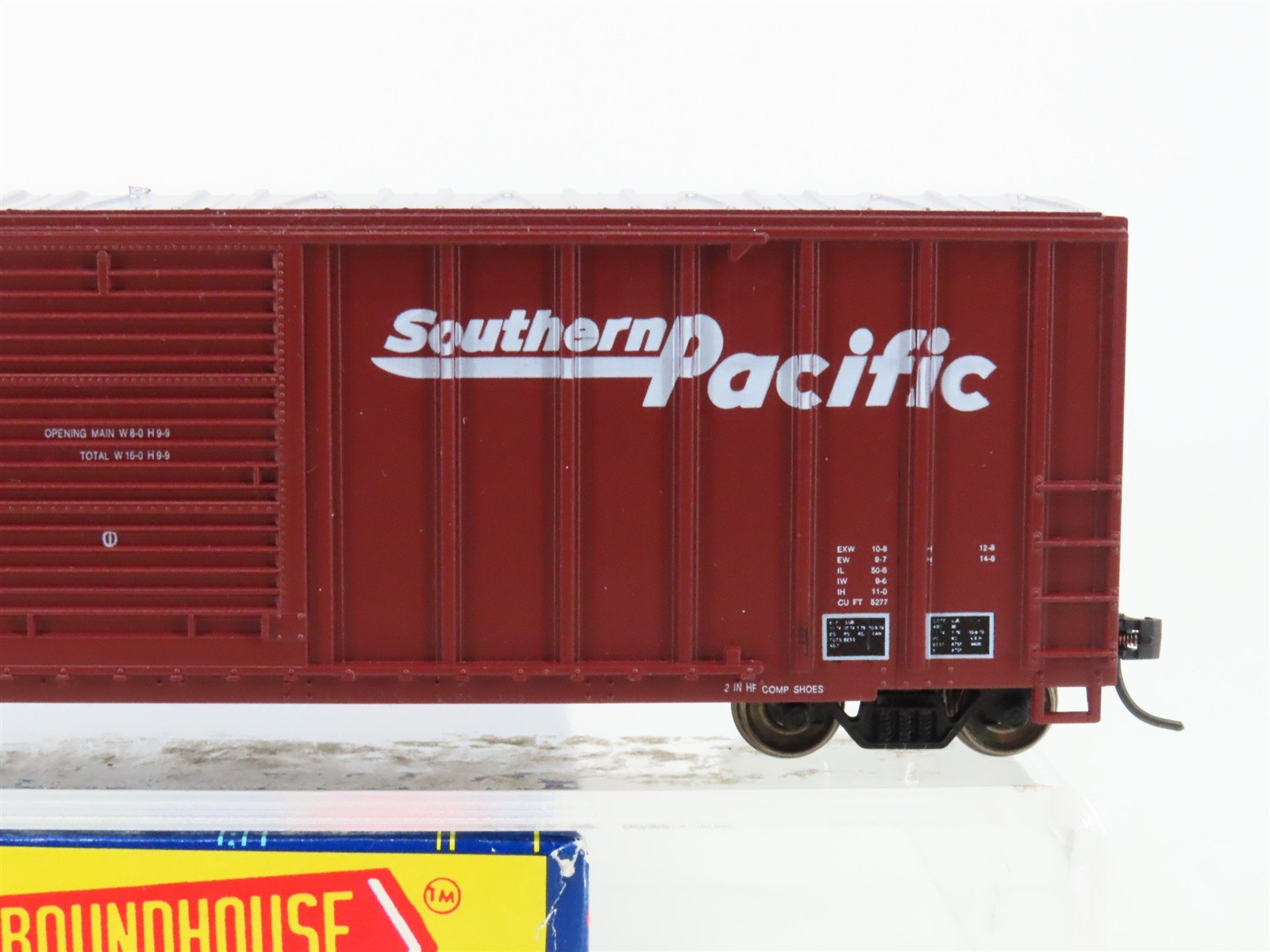 HO Roundhouse 7765 SP Southern Pacific Single Door Box Car #674858 - Upgraded