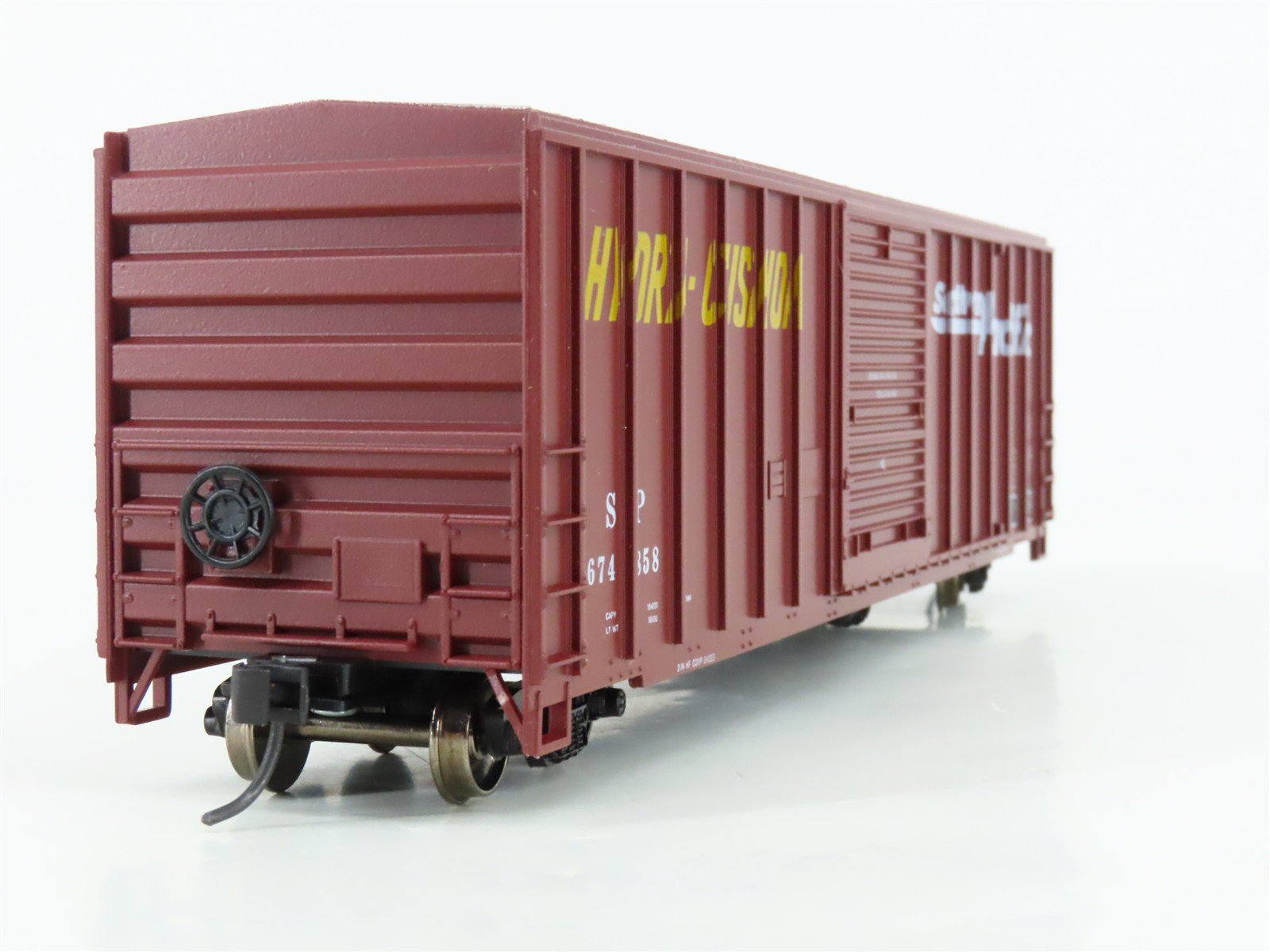 HO Roundhouse 7765 SP Southern Pacific Single Door Box Car #674858 - Upgraded