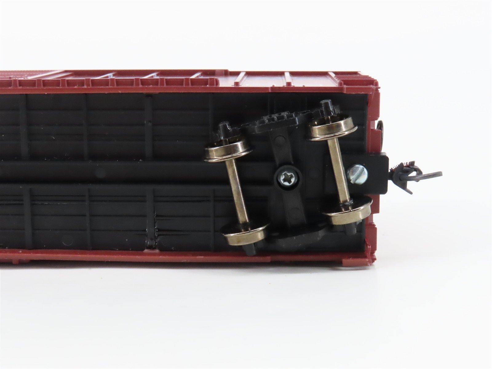 HO Roundhouse 7765 SP Southern Pacific Single Door Box Car #674858 - Upgraded
