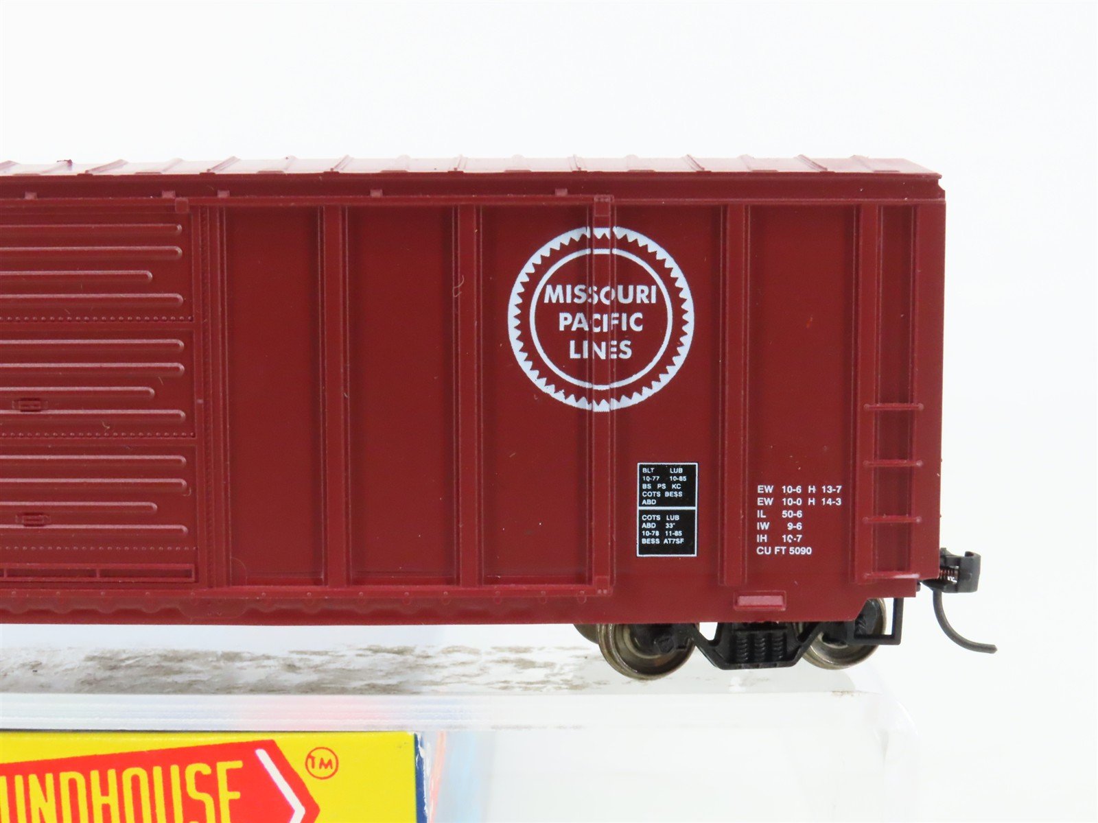HO Roundhouse 7799 TP MP Missouri Pacific Single Door Box Car #251601 - Upgraded