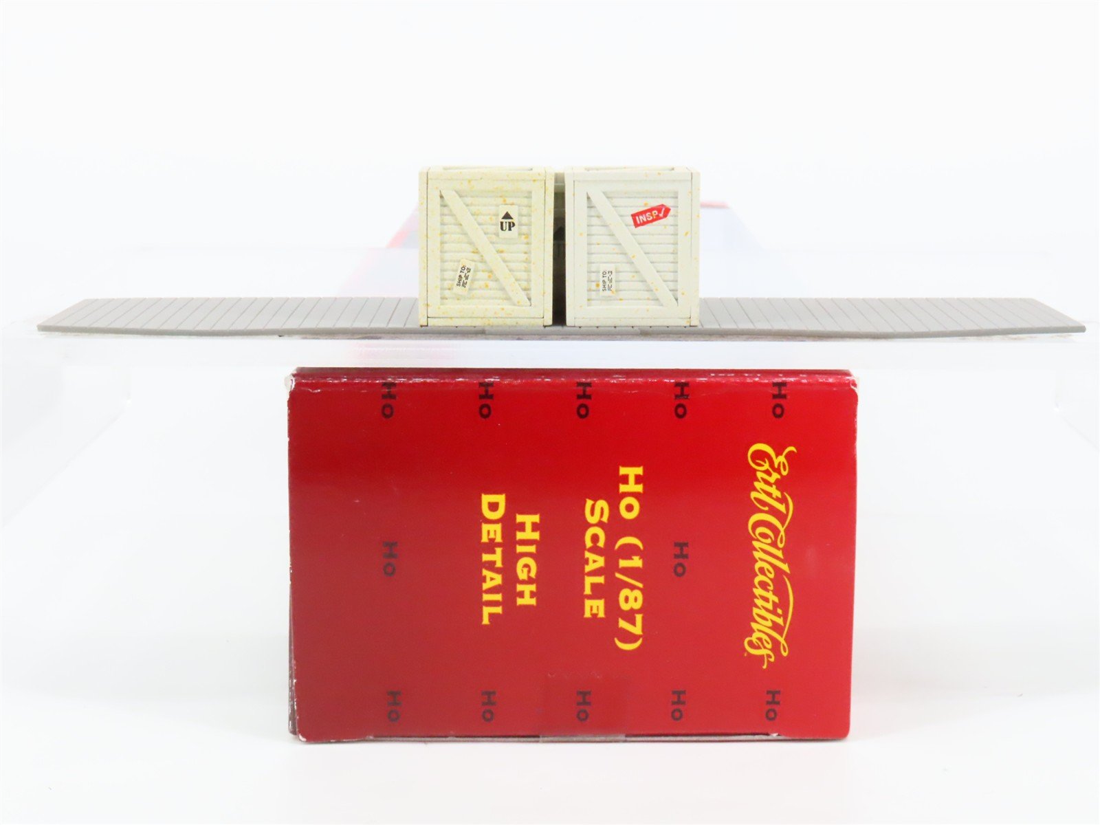 HO Scale Ertl 4272 Large Vertical Crates Box Car Load