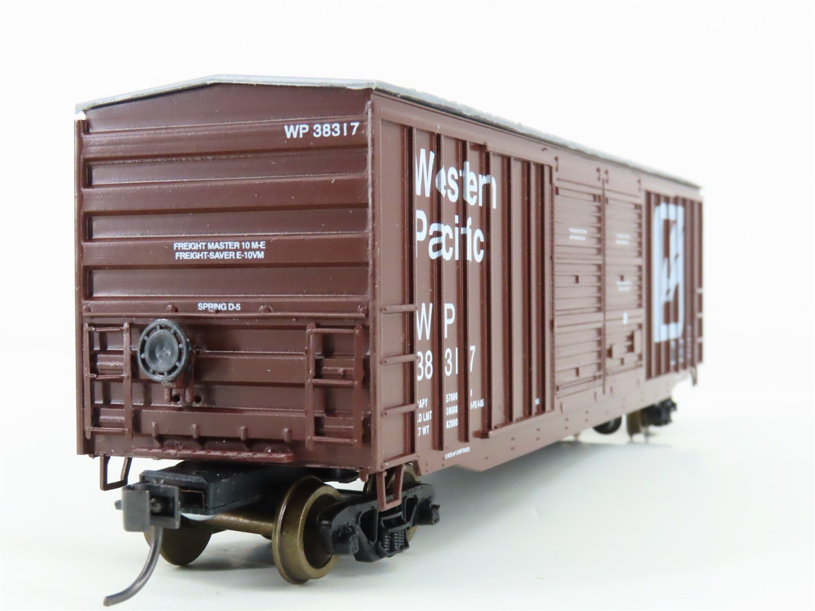 HO Scale LBF 51003 WP Western Pacific Railroad 52' Double Door Box Car #38317