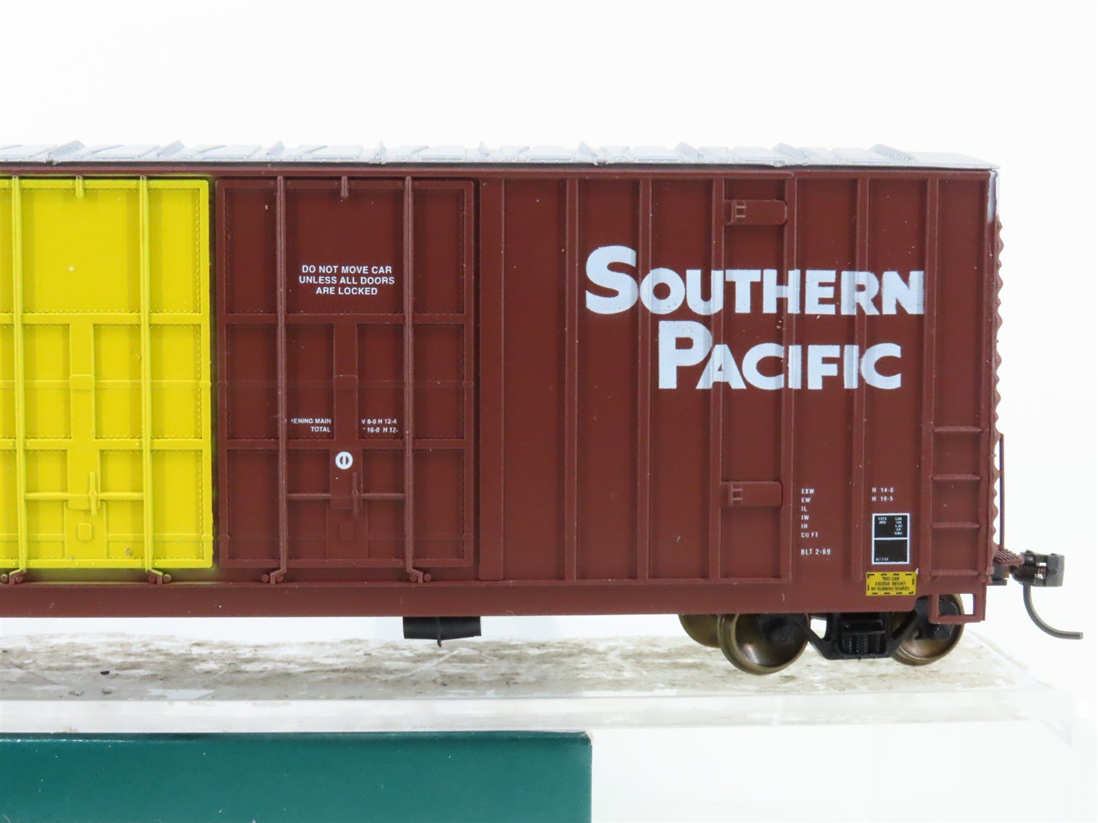 HO Scale LBF 1396 SP Southern Pacific Railroad 50' Hi Cube Box Car #228021