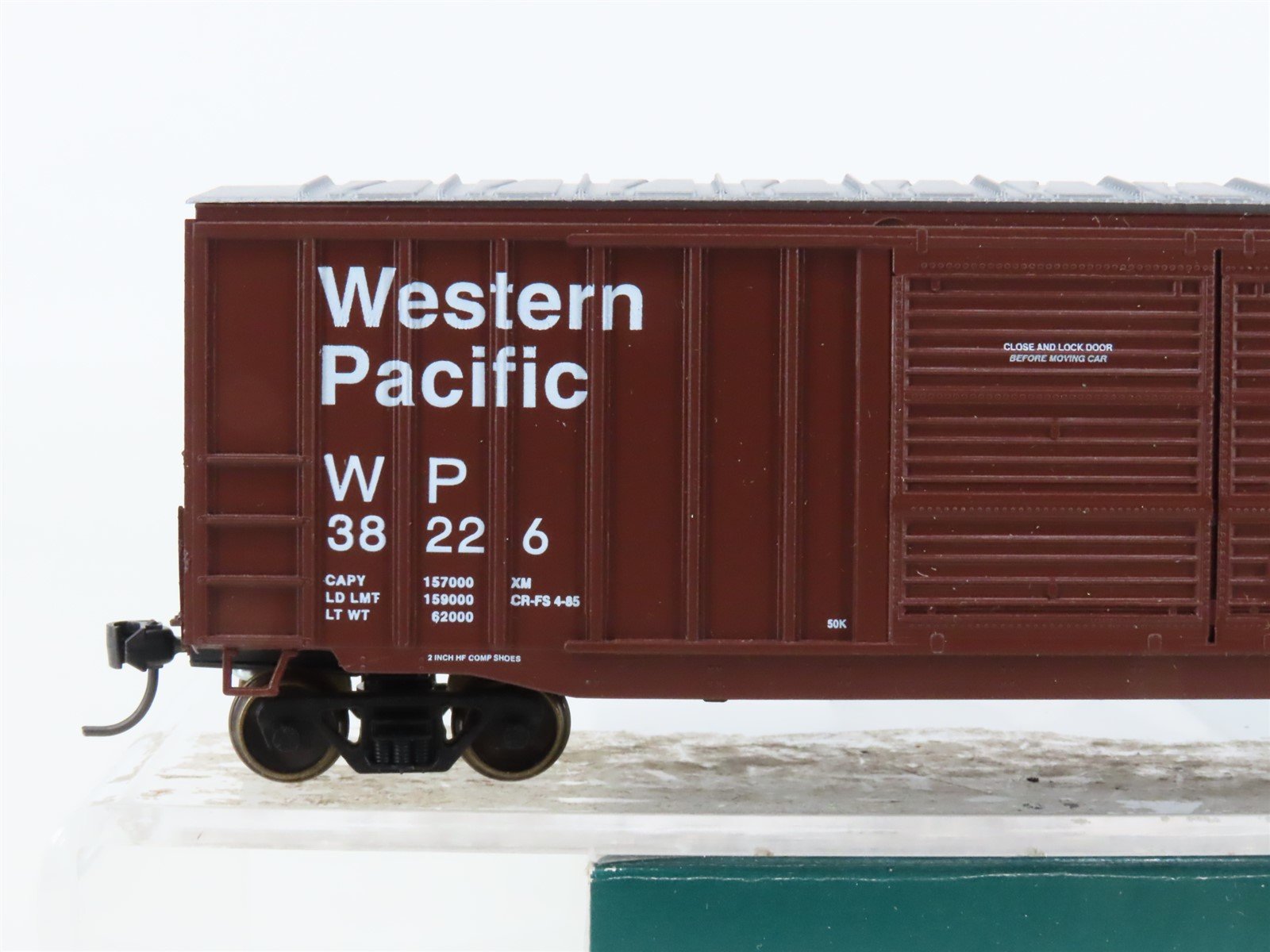 HO Scale LBF 1223 WP Western Pacific Feather 52' Double Door Box Car #38226