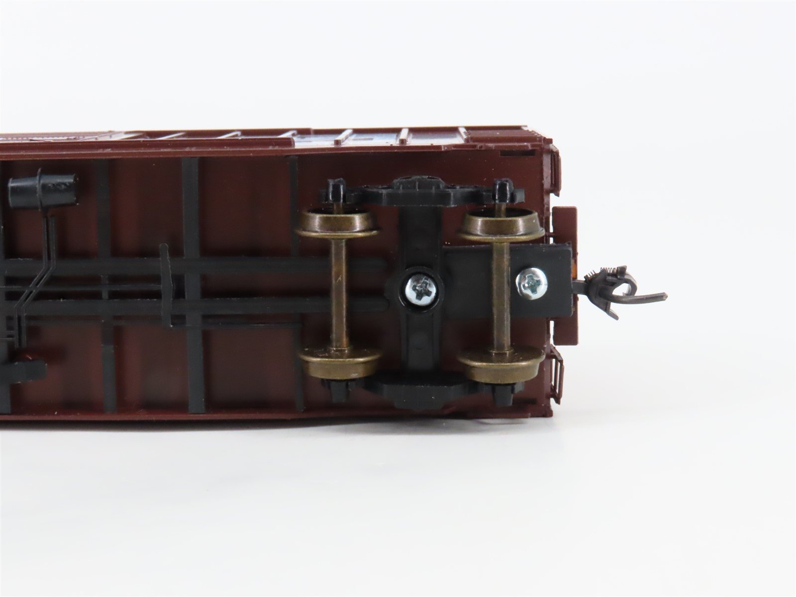 HO Scale LBF 1223 WP Western Pacific Feather 52' Double Door Box Car #38226
