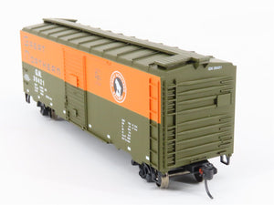 HO Scale Roundhouse 20401 GN Great Northern 40' Single Door Box Car #39421