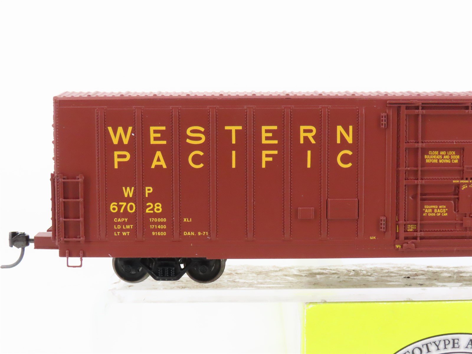 HO Scale Eel River Models ERM-1412B WP Western Pacific Railroad Box Car #67028