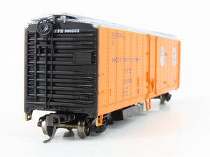 HO Scale Athearn Bev-Bel 2364 SP UP PFE Pacific Fruit Express 50' Reefer #300562